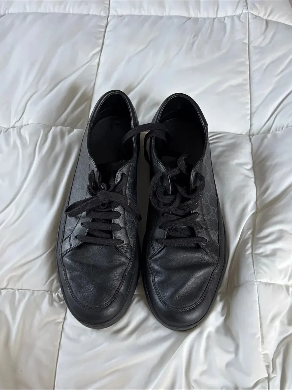 Gucci classic black